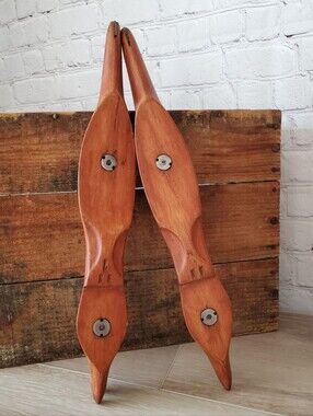 VINTAGE WOODEN SKATES